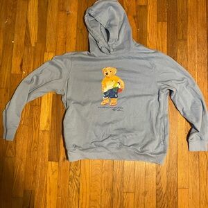 LIGHT BLUE POLO BEAR SWEATSHIRT